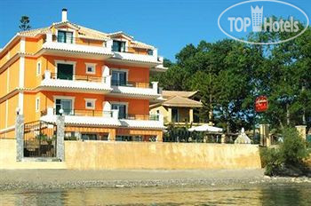 Hotelier's photos Andreolas Luxury Suites 4*