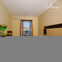 Dennys Inn Hotel Номер