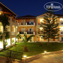 Dennys Inn Hotel Территория отеля