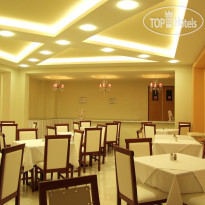 Dennys Inn Hotel Ресторан