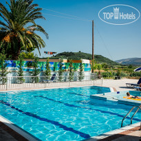 La Caretta Бассейн