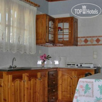 Irini Studios & Bungalows
