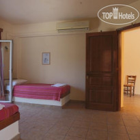 Doras Apartments & Studios