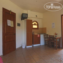 Doras Apartments & Studios