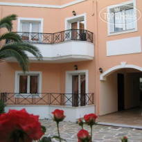 Doras Apartments & Studios
