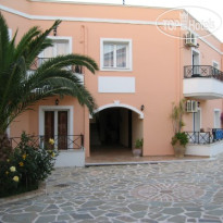 Doras Apartments & Studios