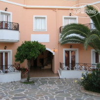 Doras Apartments & Studios