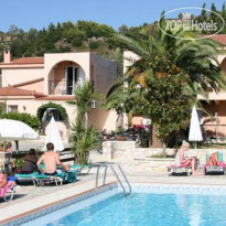 Daniel Hotel Бассейн