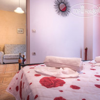 Porto Tsi Ostrias Pansion