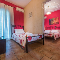 Porto Tsi Ostrias Pansion