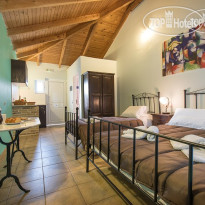 Porto Tsi Ostrias Pansion