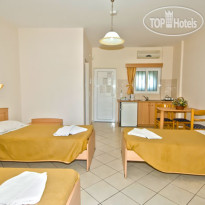 Yakinthos Hotel