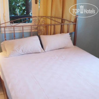 Eugenia Hotel & Apartments