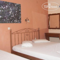 Eugenia Hotel & Apartments