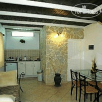 Thalia Studios 