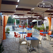 Tsolakis Studios & Apartments