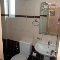 Tsolakis Studios & Apartments