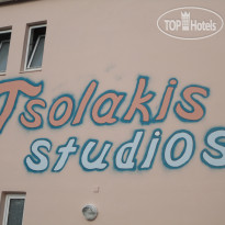 Tsolakis Studios & Apartments