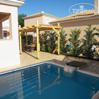 Lorenzo Luxury Villas 