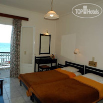 Chryssi Akti & Paradise Beach 