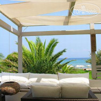 The Bay Hotel & Suites 