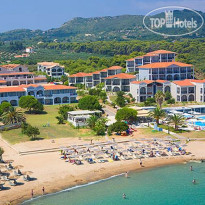 The Bay Hotel & Suites