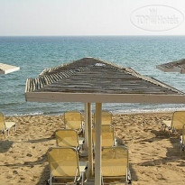 The Bay Hotel & Suites 