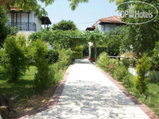 Kapsaskis Studios 2*