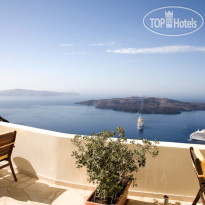 Adamis Majesty Suites 