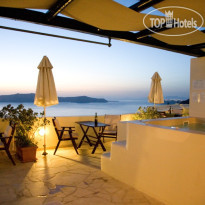 Adamis Majesty Suites 