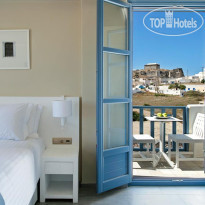Acroterra Rosa Luxury Suites