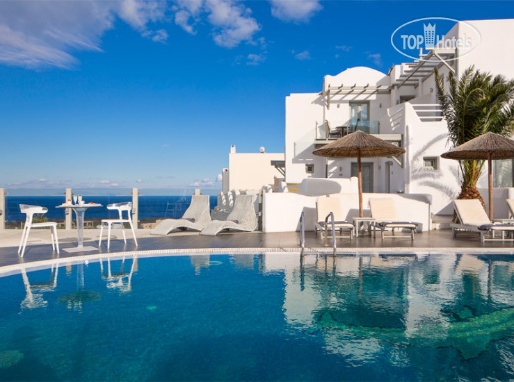 Hotelier's photos Renas Rooms & Suites 3*