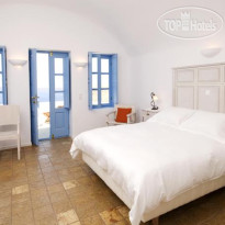 Pantelia Suites
