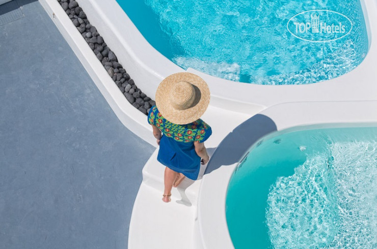 New photos from tourists Cloud 9 Iokasti Villa