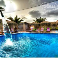 Jojo Santorini Beach Hotel & Bar Бассейн