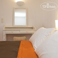 WhiteDeck Santorini