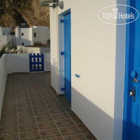 Marousi Rooms