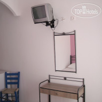Marousi Rooms
