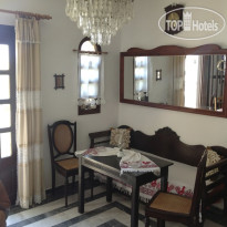 Artemis Hotel