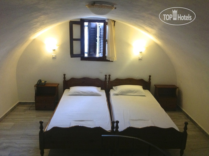 New photos from tourists Artemis Hotel