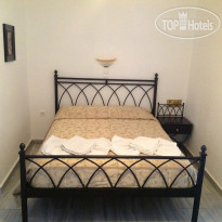 Artemis Hotel