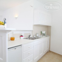 Athiri Santorini Family Friendly Hotel