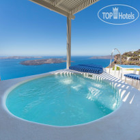 Iconic Santorini Luxury Boutique Cave Hotel