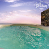 Iconic Santorini Luxury Boutique Cave Hotel