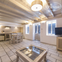 Chroma Suites Суперлюкс