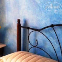 Emmanouela Studios & Villas 