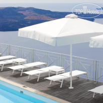 Athina Luxury Suites Бассейн