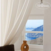 Athina Luxury Suites Вид на старый порт внизу