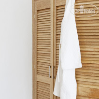 Athina Luxury Suites