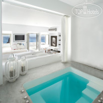 Grace Santorini Grace Suite